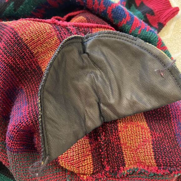 Vintage 90s Aztec Print Red Sweater - Picture 6 of 7